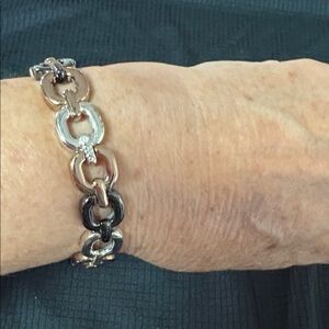 Nine West Silver, Gold, Pewter Stretch Link Bracelet
